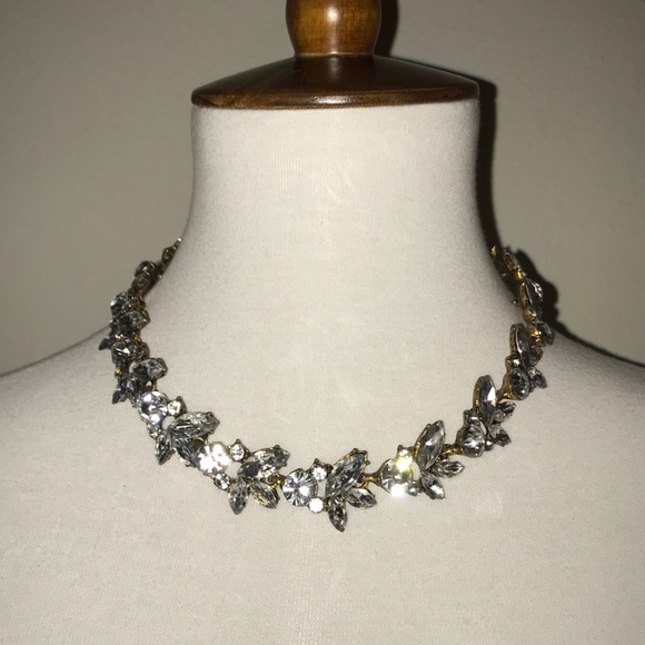 Crystal Gem & Leaf Necklace! - Picture 2 of 4
